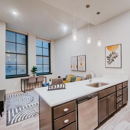 Frontdesk Athlon Apts Downtown Clevelandアパートメント 部屋 写真