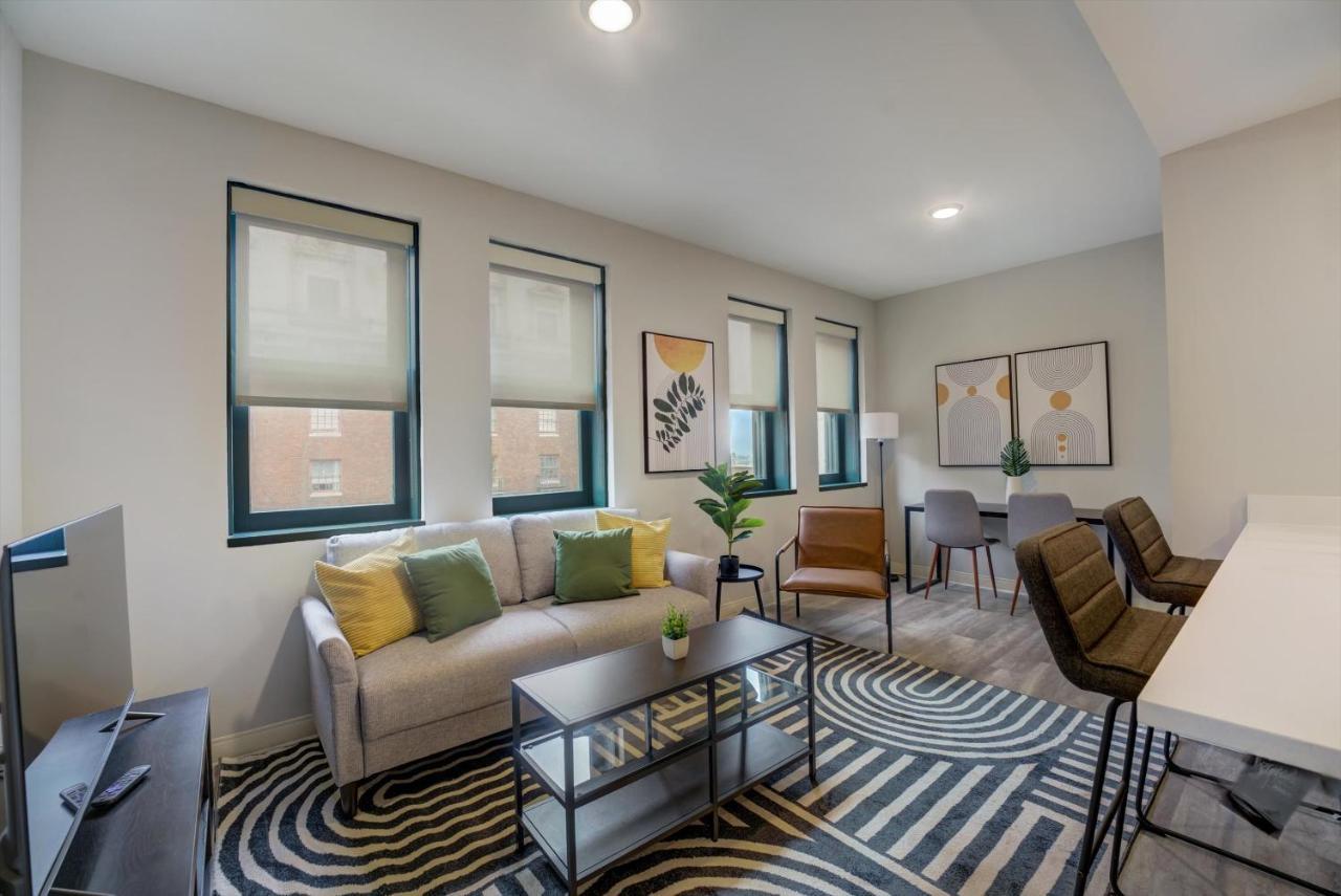 Frontdesk Athlon Apts Downtown Clevelandアパートメント 部屋 写真